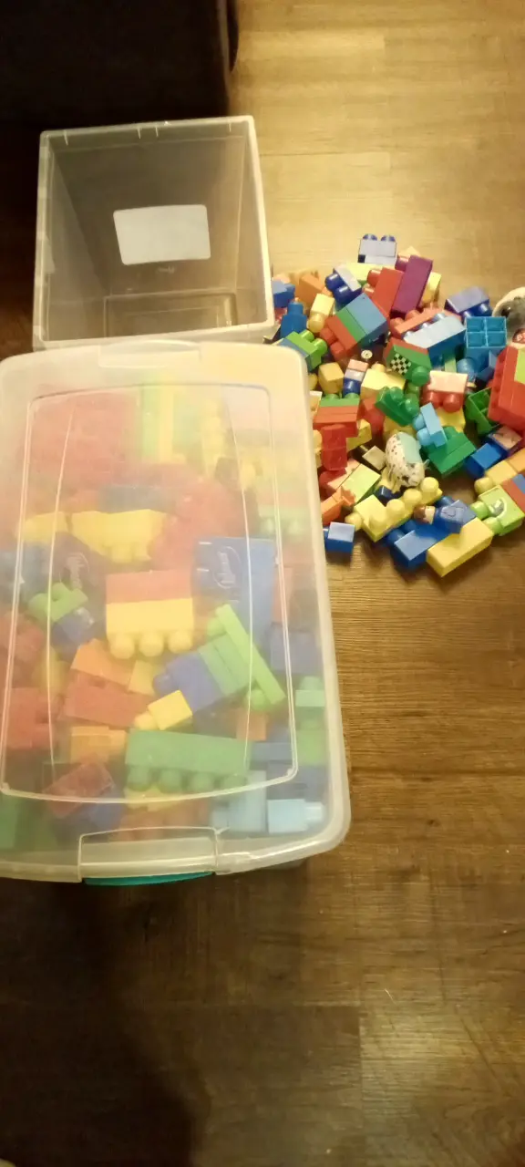 Bloques de construcción para niños con caja - 1