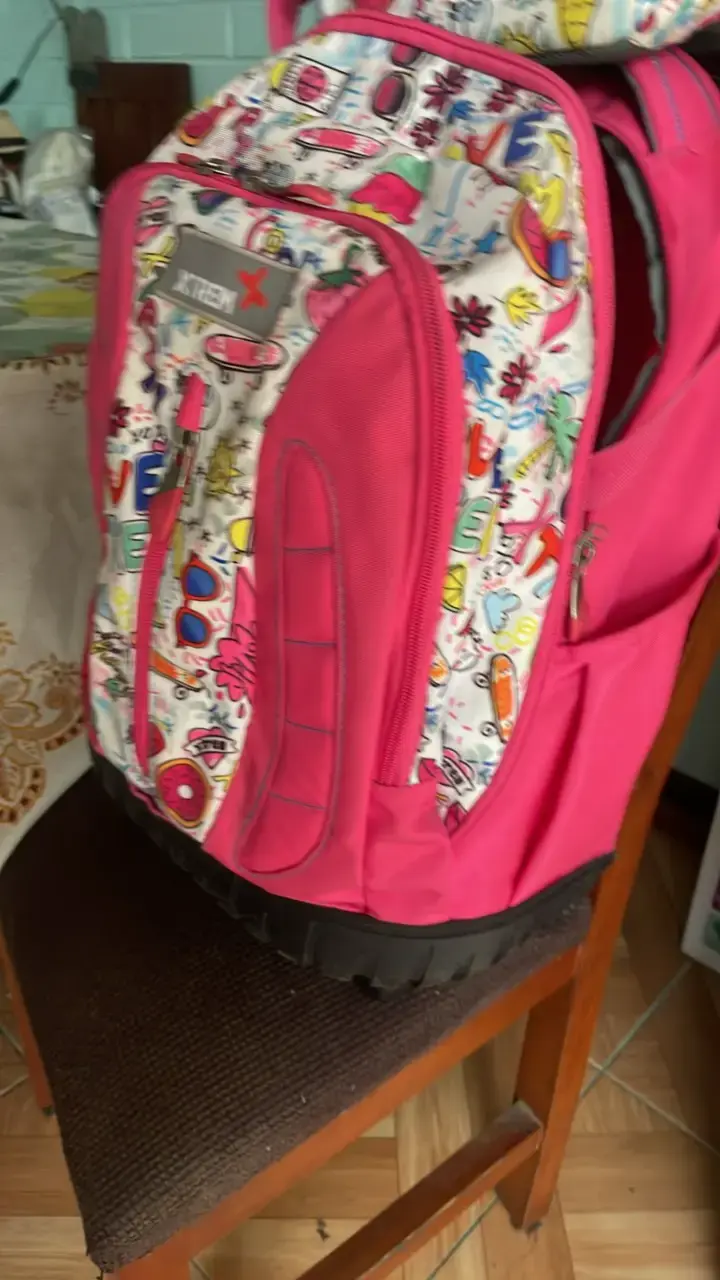 Mochila escolar Xtrem con ruedas y diseño colorido - 2