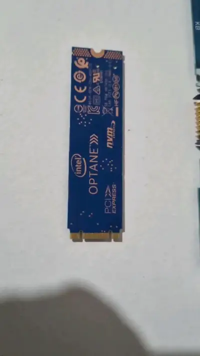 Unidad SSD Intel Optane M10 16GB - miniatura 2