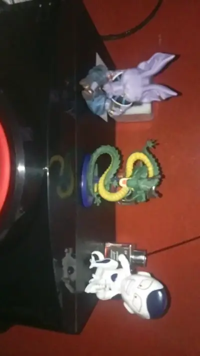Figura de colección de personaje animado - miniatura 5