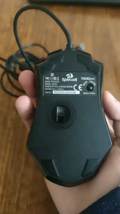 Mouse Gamer Redragon Pegasus M705 con Cable - miniatura 1