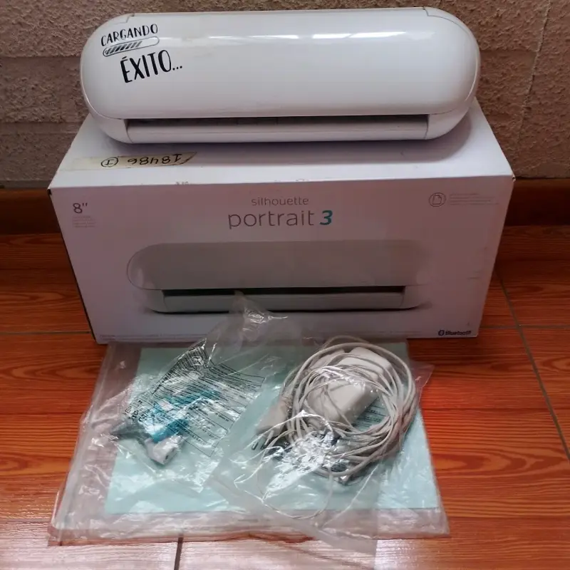 Plotter de Corte Silhouette Portrait 3 Bluetooth - 1