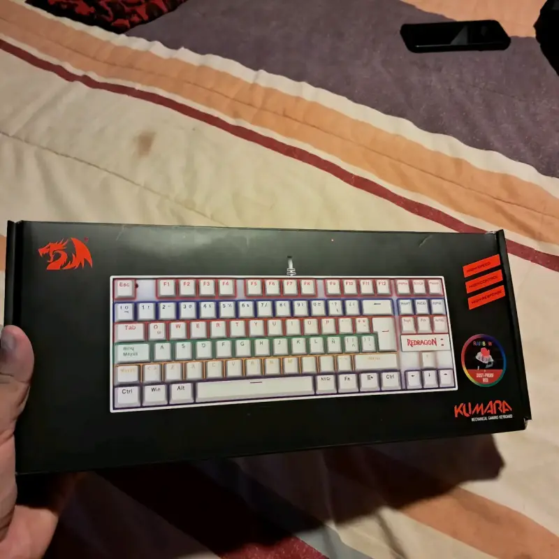 Teclado mecánico Redragon Kumara blanco - 2