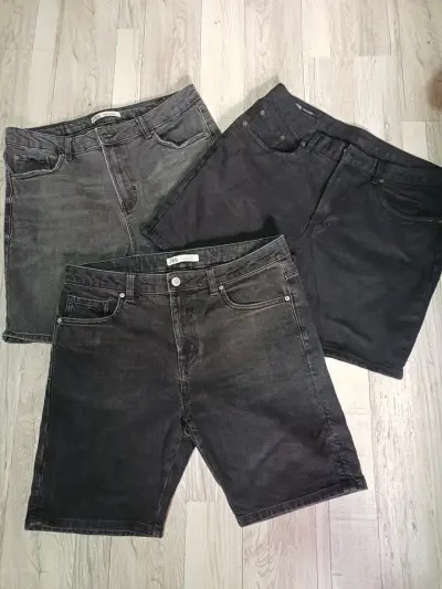 Shorts de mezclilla para hombre Zara en gris y negro - miniatura 1