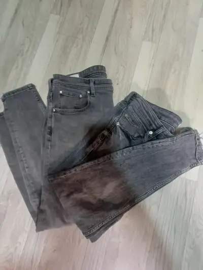 Shorts de mezclilla para hombre Zara en gris y negro - miniatura 2