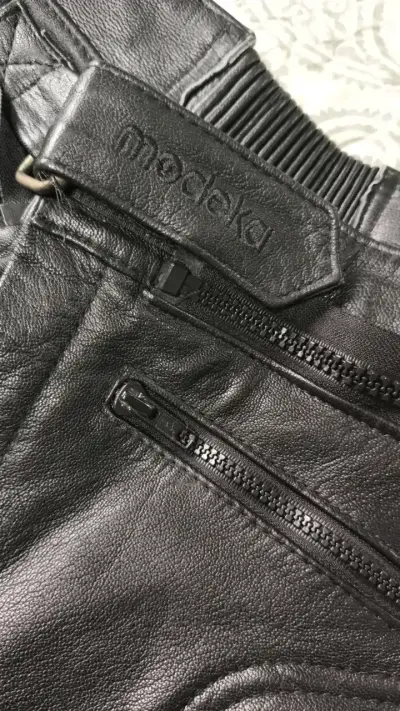 Pantalones de cuero para motociclista Macna negros - miniatura 4