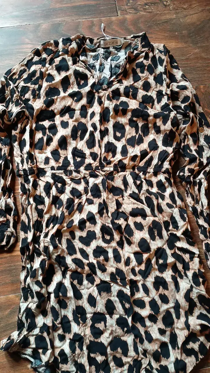 Vestido estampado animal print para mujer