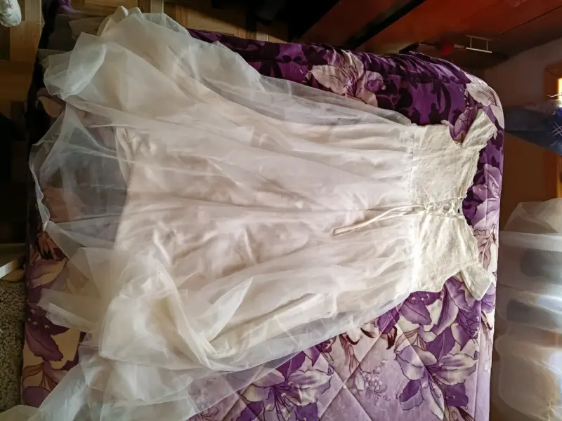 Vestido de novia blanco con encaje y tul - 4