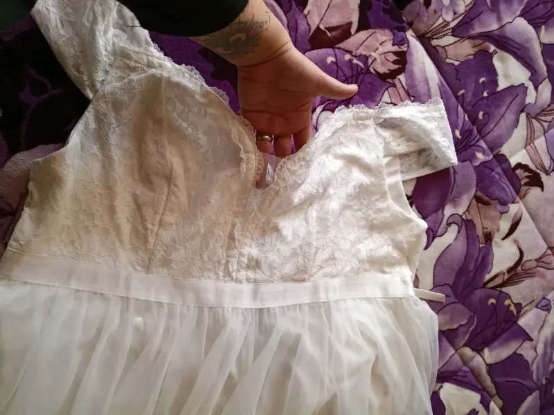 Vestido de novia blanco con encaje y tul - 5