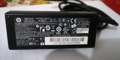 Cargador HP 65W para notebook portátiles - miniatura 1