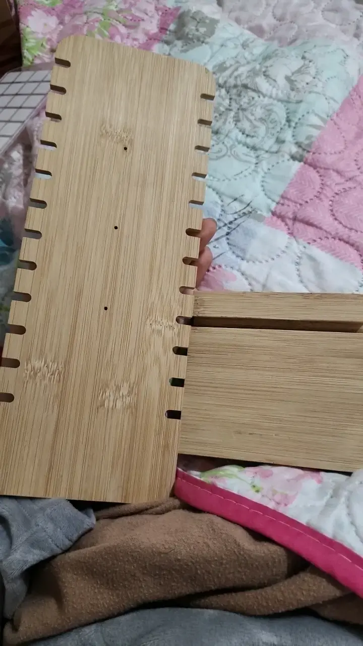 Soporte de bambú para collares - 2