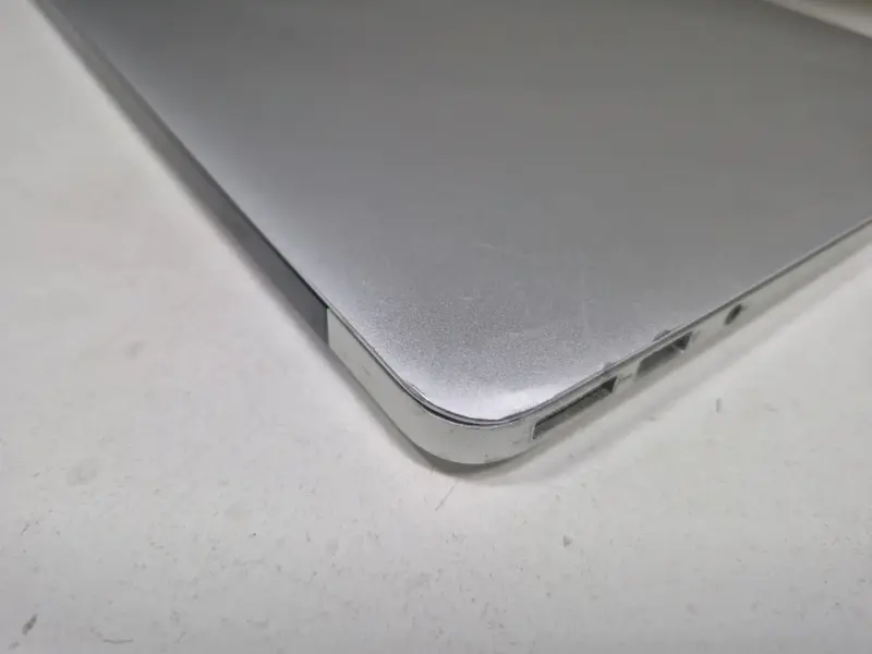 MacBook Air Apple Core I5 en buen estado - 5