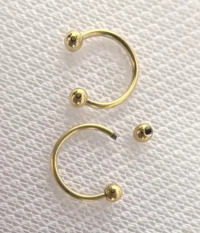 Piercing de herradura dorado - miniatura 2