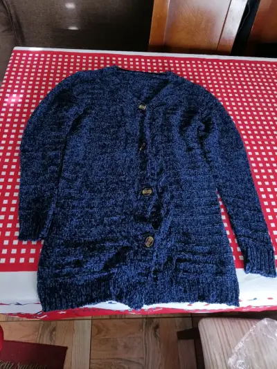 Chaleco de lana azul con botones para mujer - miniatura 1