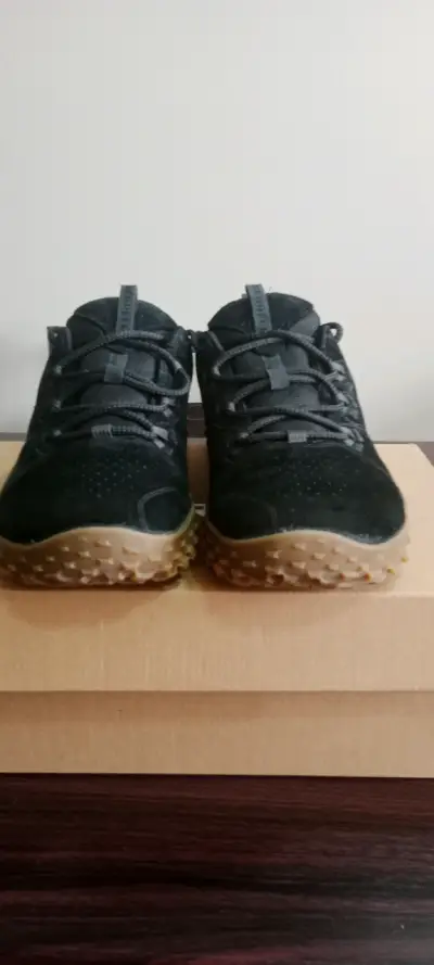 Zapatillas deportivas negras Merrell con suela resistente - miniatura 1