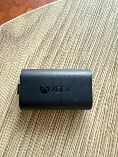 Consola Xbox One S con dos controles y juegos - miniatura 6