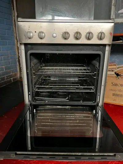 Cocina a gas Bosch de acero inoxidable - miniatura 1