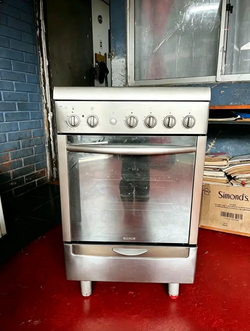 Cocina a gas Bosch de acero inoxidable - 4