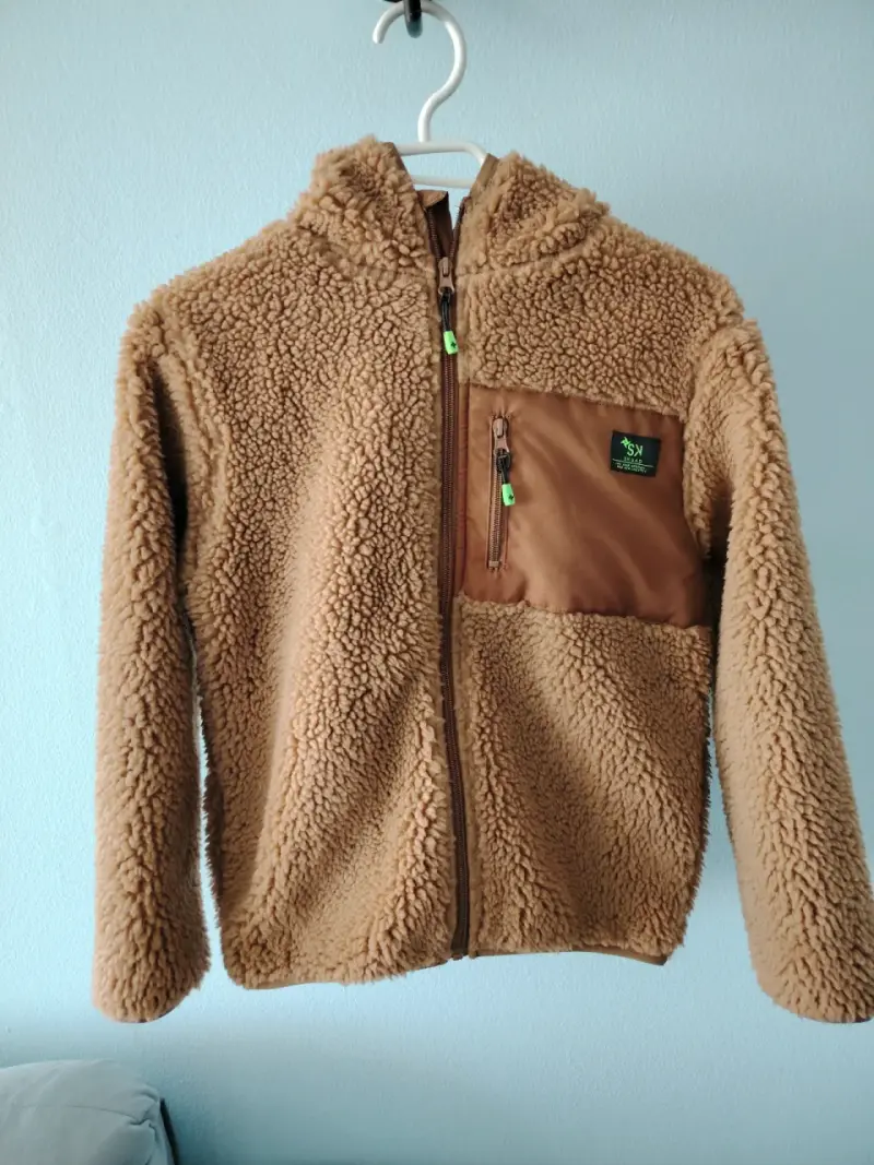 Chaqueta de lana sintética para niño color beige