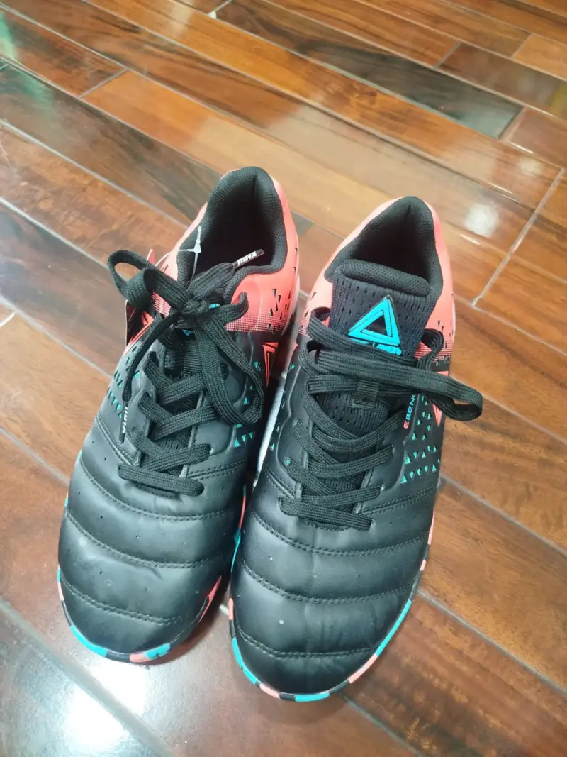 Zapatillas deportivas negras y rojas para hombre - 3