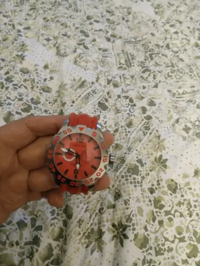 Reloj Nautica rojo deportivo resistente al agua - miniatura 6