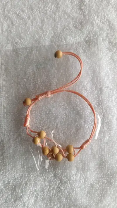 Pulseras Artesanales de Cuerda y Madera - miniatura 2