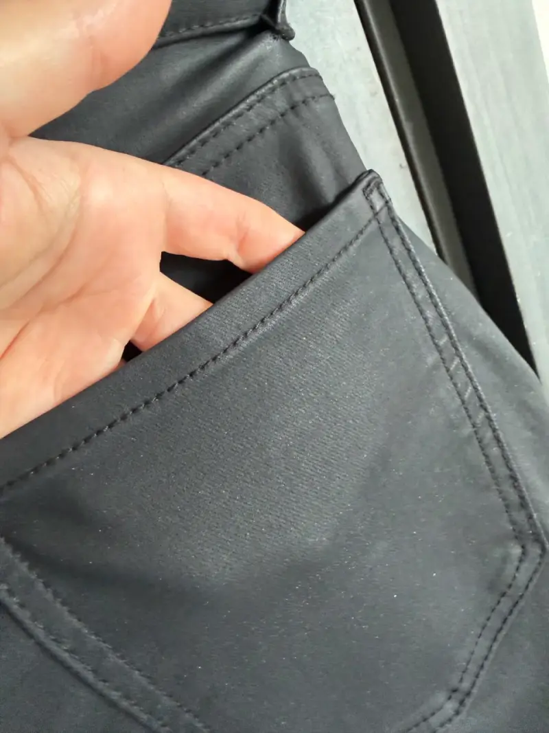 Pantalon tipo cuero Mango talla 36 - 3
