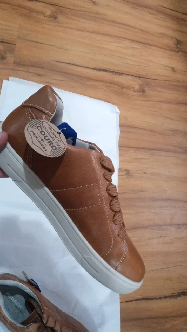 Zapatillas casuales de cuero Pegada - 2