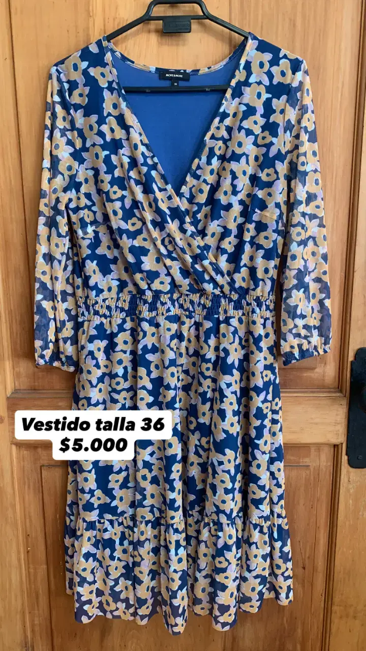 Vestido floral azul talla 36 (S-M)