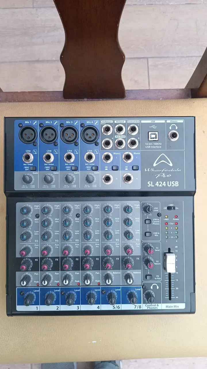 Mezclador de Audio Wharfedale Pro SL 424 USB - 1