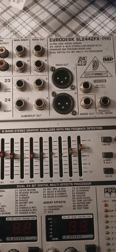 Consola de mezcla Behringer Eurodesk SL2442FX-PRO - miniatura 3