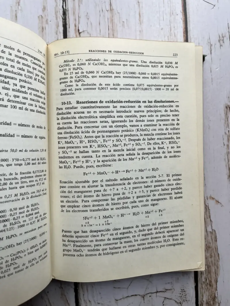 Química de Michell J. Sienko y Robert A. Plane - 6