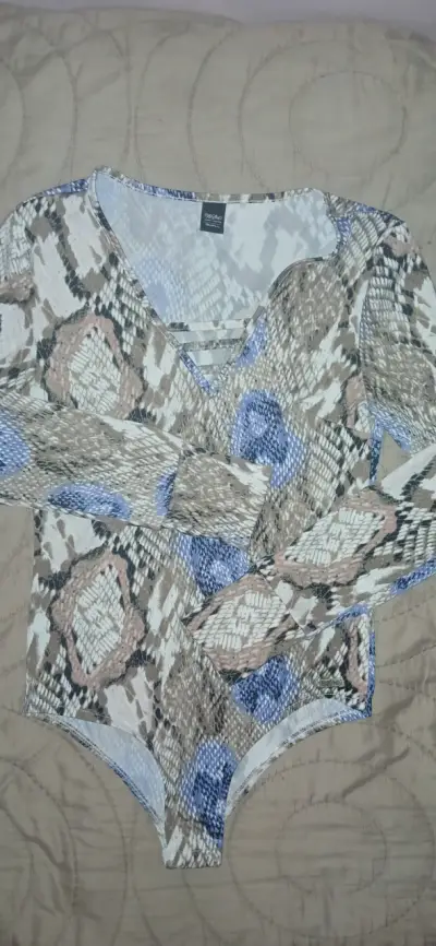 Body de mujer animal print Mossimo talla S - miniatura 4