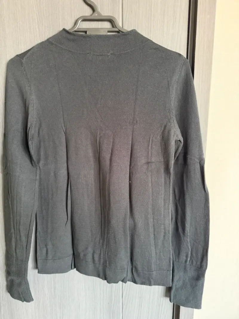 Sweater negro de mujer Esprit talla S - 3