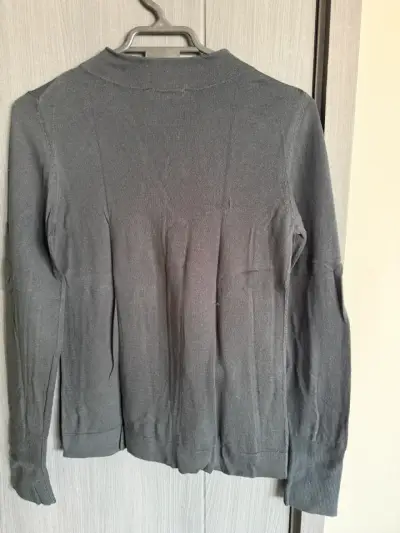 Sweater negro de mujer Esprit talla S - miniatura 3