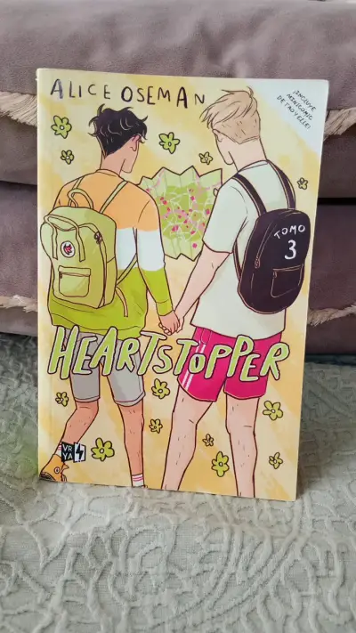 Heartstopper Tomo 3 de Alice Oseman - miniatura 1