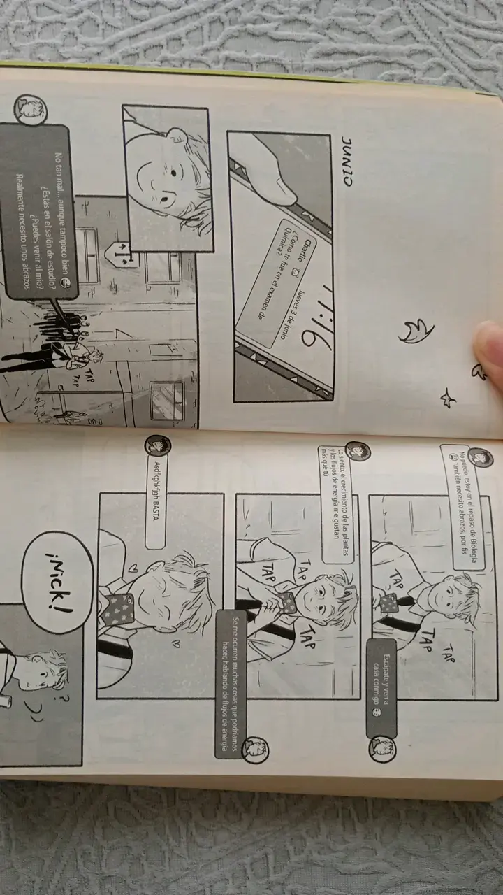 Heartstopper Tomo 3 de Alice Oseman - 3