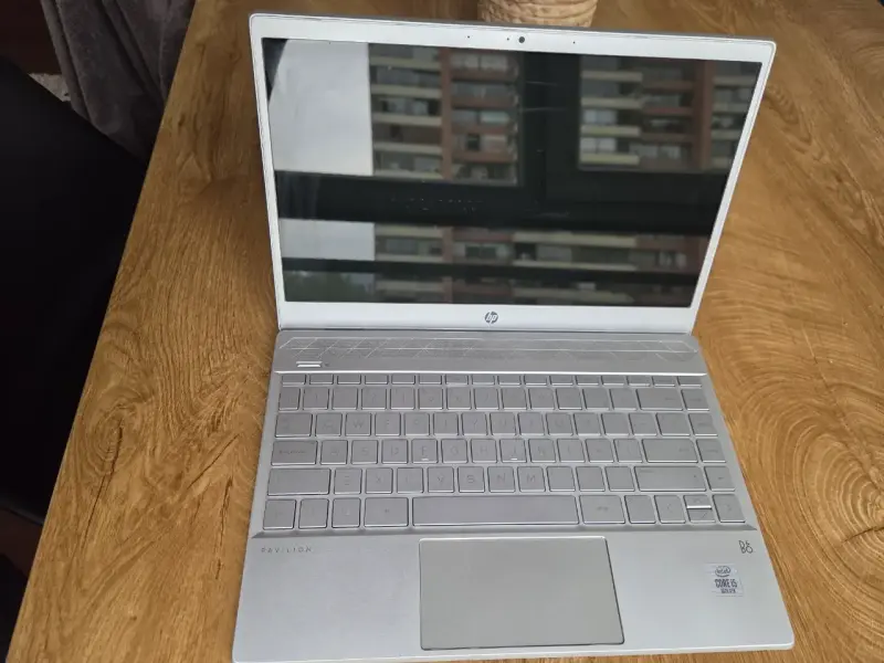 Laptop HP Pavilion I5 10 Gen 13" - 2