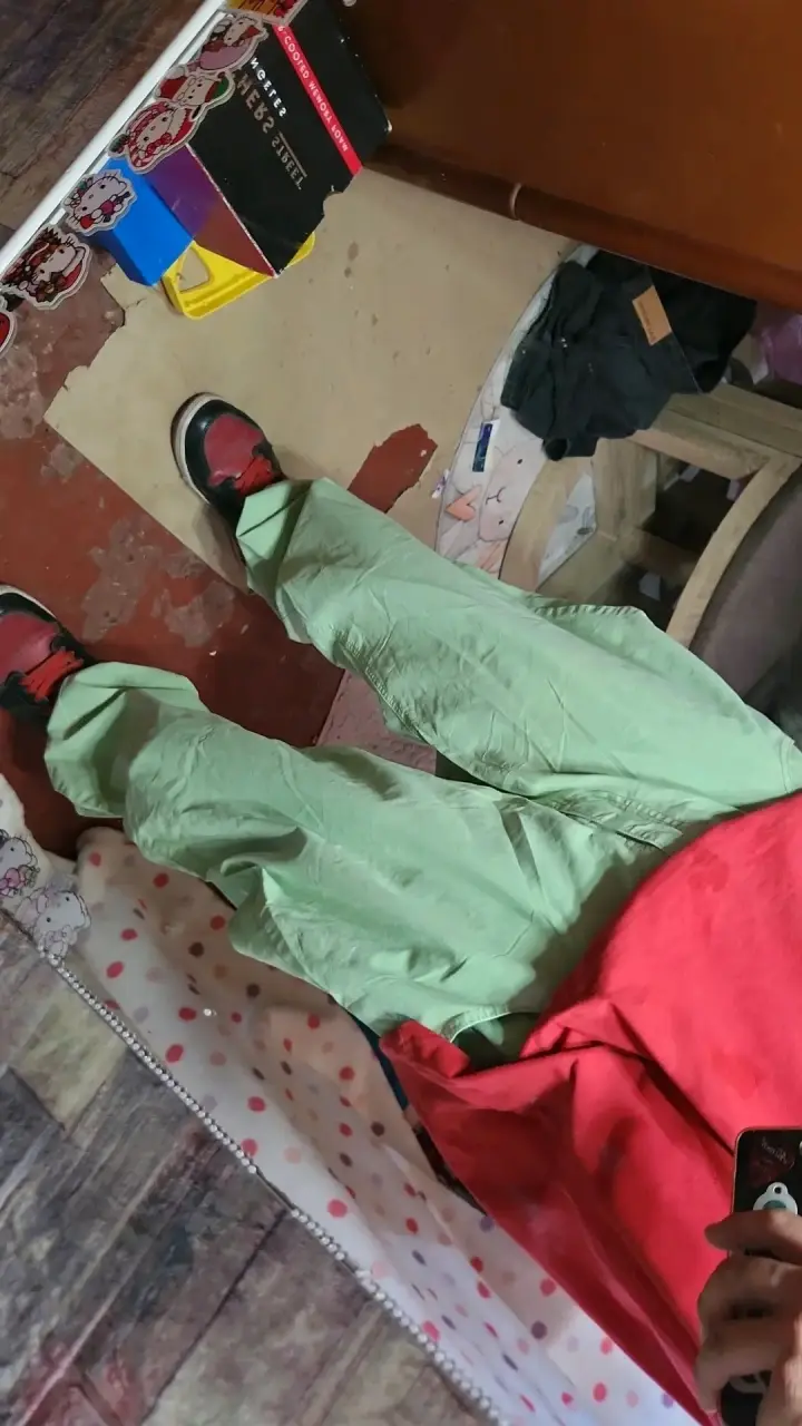 Pantalones verdes unisex estilo ancho - 3