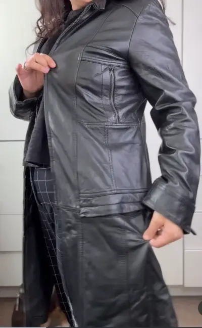 Abrigo negro  100% cuero - miniatura 3