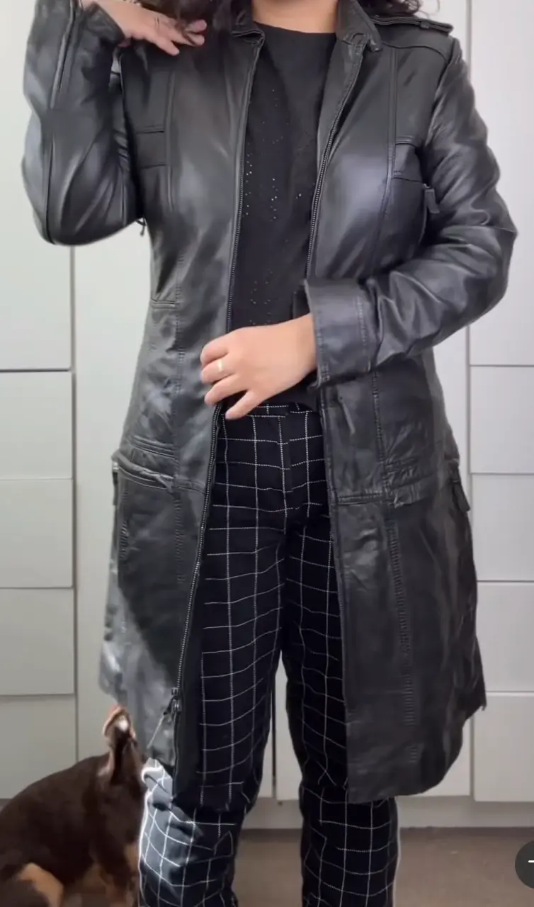 Abrigo negro  100% cuero - 6