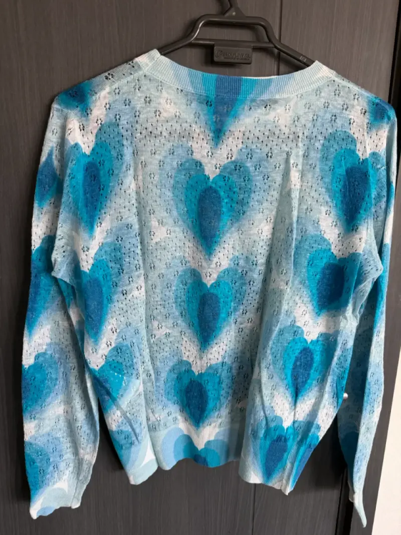 Sweater Bimba y Lola azul con diseño de corazones - 3