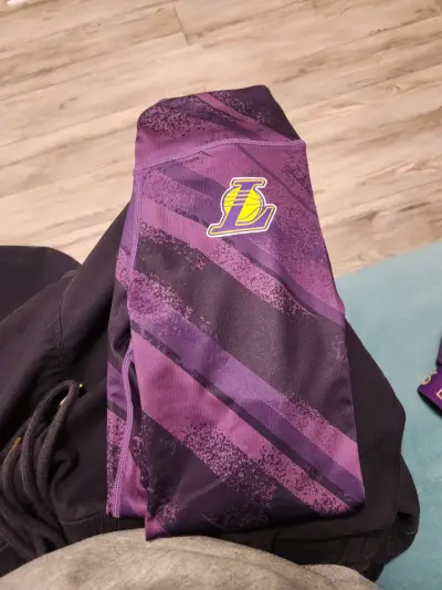 Leggings deportivos NBA Los Angeles Lakers morados - miniatura 2