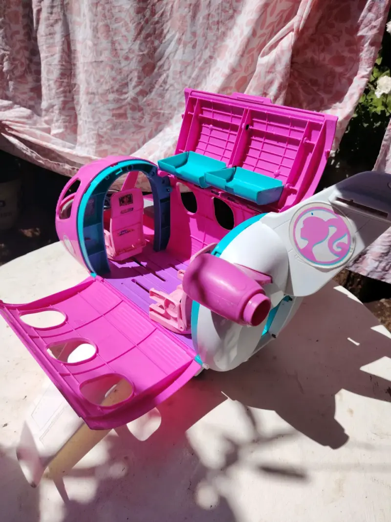 Avión de juguete rosa para muñecas - 4