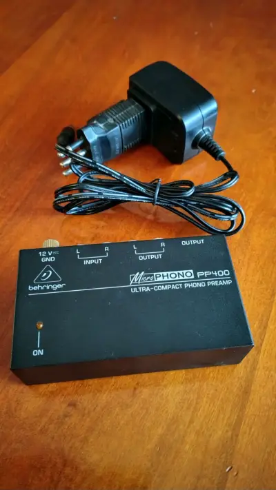 Preamp Phono Behringer PP400 Ultra Compacto - miniatura 4