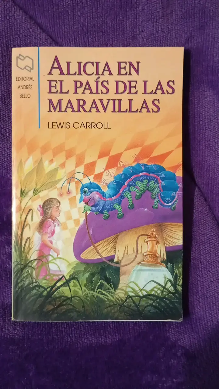 Libro Alicia en el País de las Maravillas - 1