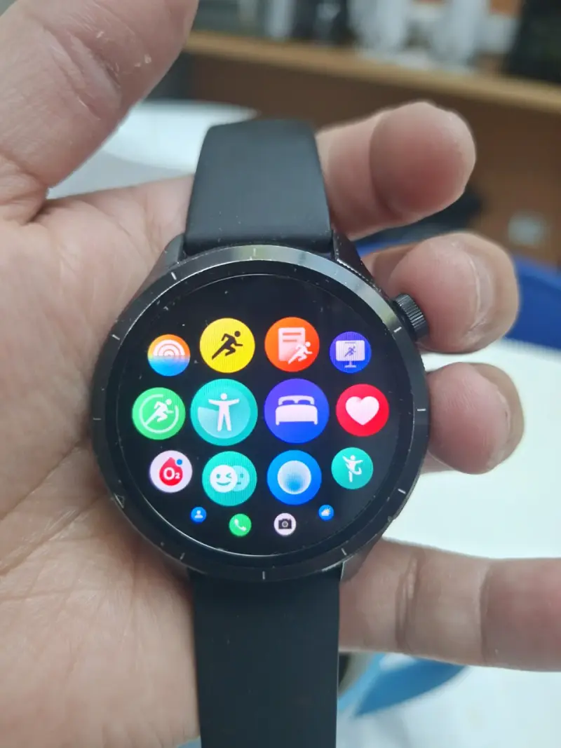 Smartwatch  Xiaomi con múltiples funciones. - 4
