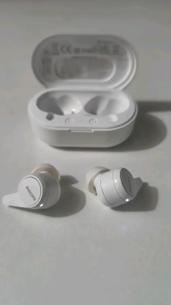 Audífonos Inalámbricos Philips Blancos - 3