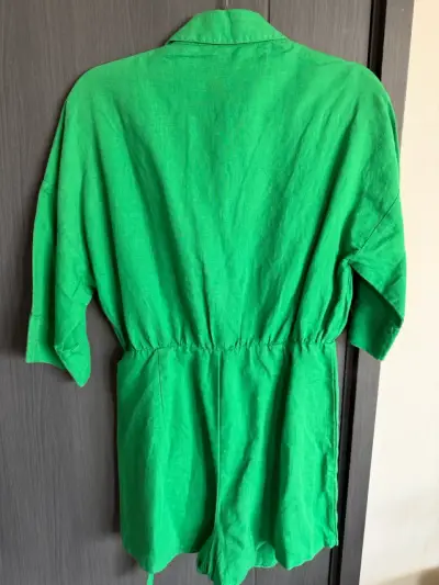 Vestido pantalón verde con lazo Zara - miniatura 3