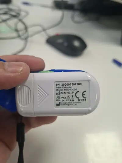 Oxímetro de Pulso ChoiceMMed Portátil - miniatura 4